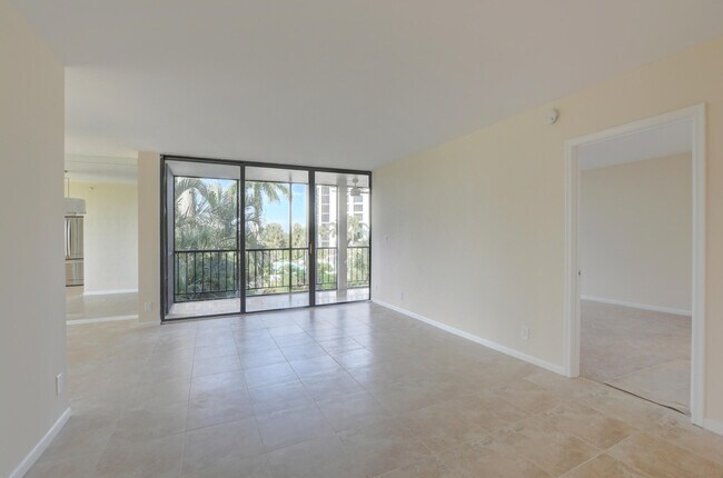 Photo - 6797 Willow Wood Dr Unit 6034