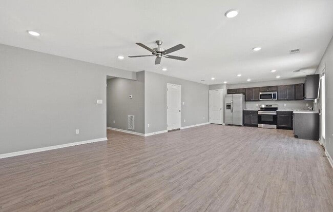 Photo - 305 Krauss Dr