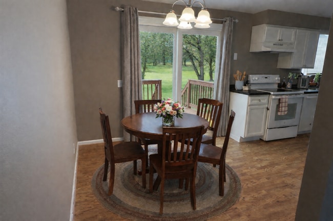 Dining area with view to the private deck and back yard - 2311 Baird Rd