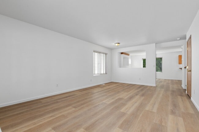 Photo - 4817 147th Pl SE