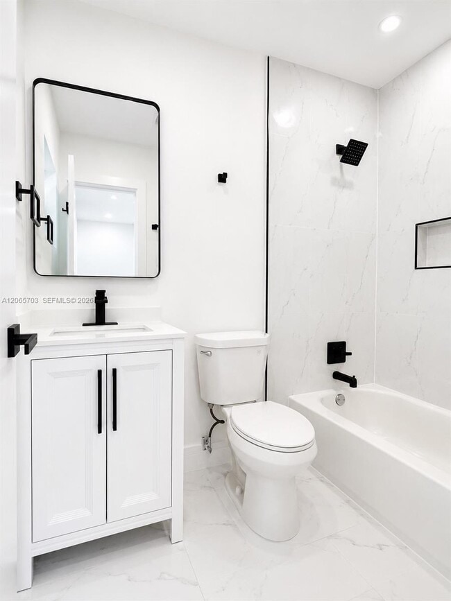 Photo - 3312 SW 1st Ave Unit 3312