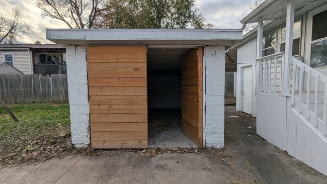 Photo - Charming 5-bedroom home located in the heart of Akron