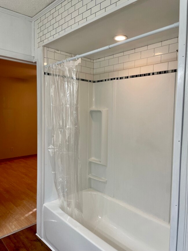 Photo - 451 N Roosevelt St