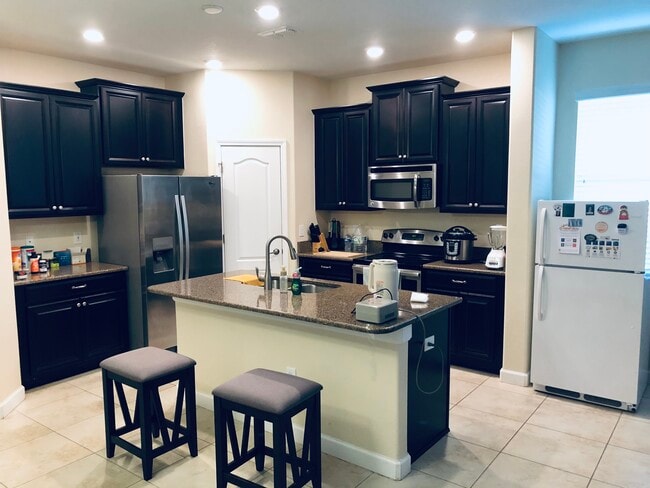 15043 Evergreen Oak Loop