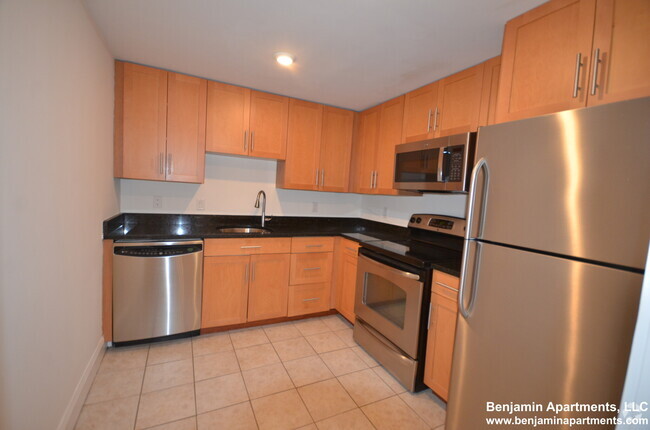 Building Photo - 60 Brattle St Unit 105 Rental