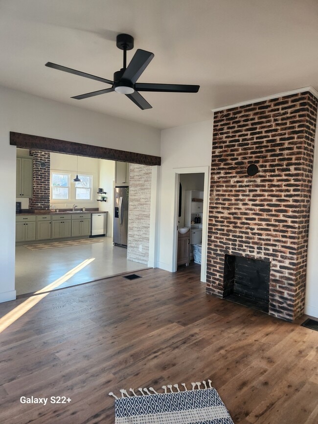 Photo - 1109 Washington Ave