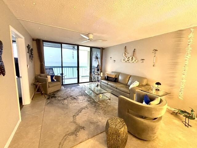 9940 S Ocean Dr Unidad 1004
