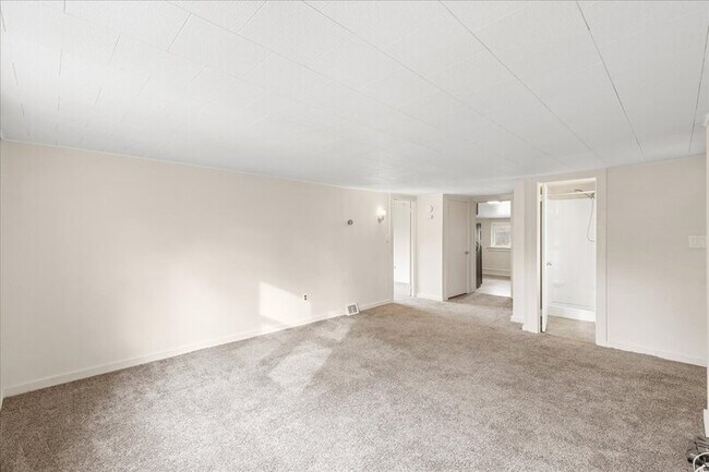 Photo - 139 Leona Ave