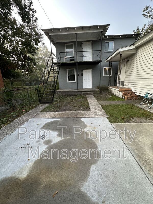 631 1/2 W 35th - 631 1/2 W 35th Unidad (lower ) Rental