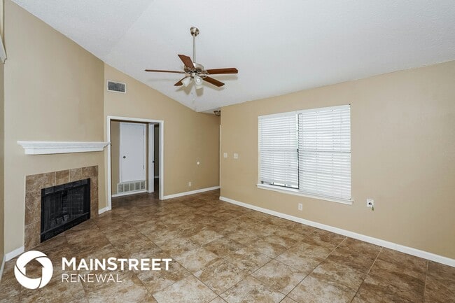 Photo - 7937 Camelot Rd