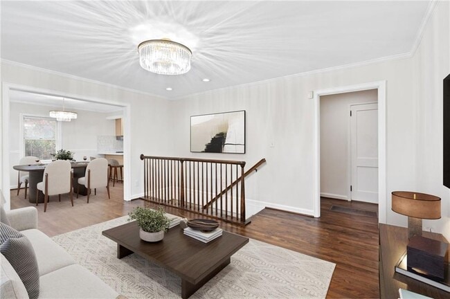 Photo - 1135 Vista Trail NE