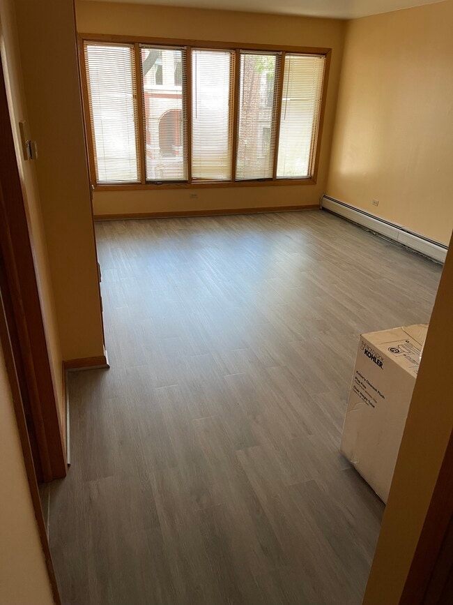 2nd Floor Living Room - 1427 W Lexington St Unit 1 st. Floor