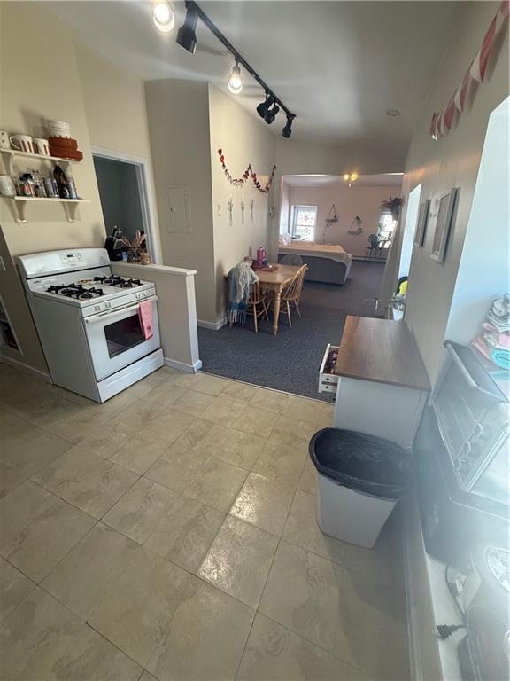 Photo - 9 1/2 W Narragansett Ave Unit 3