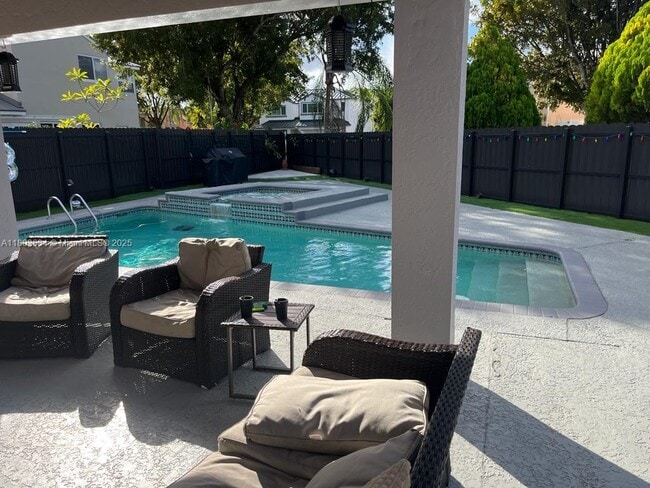 Photo - 9953 SW 154th Ct Casa