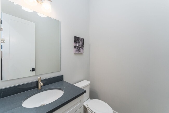 Photo - 1185 Perry St