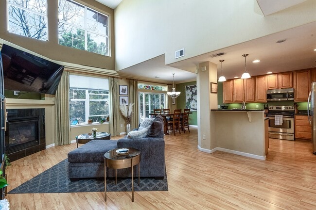 Photo - 15201 E Batavia Pl