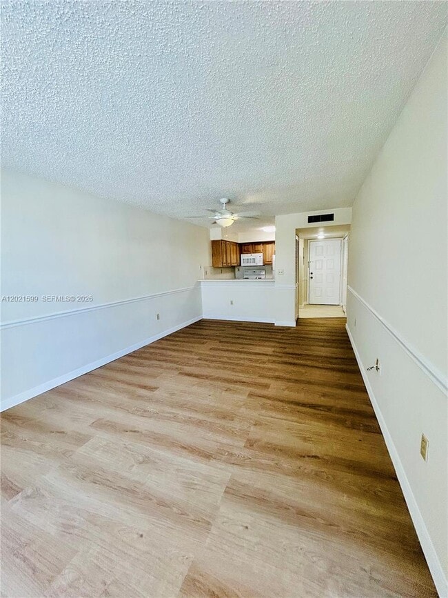 Photo - 1280 S Alhambra Cir Unidad 2217