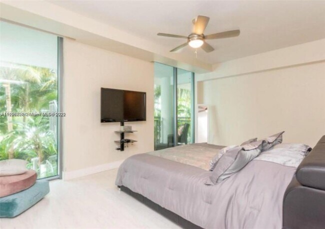 Photo - 6000 Collins Ave Unit 146