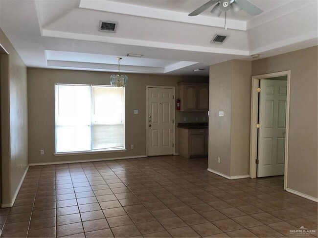 Photo - 623 S Dfw Dr Unit 4