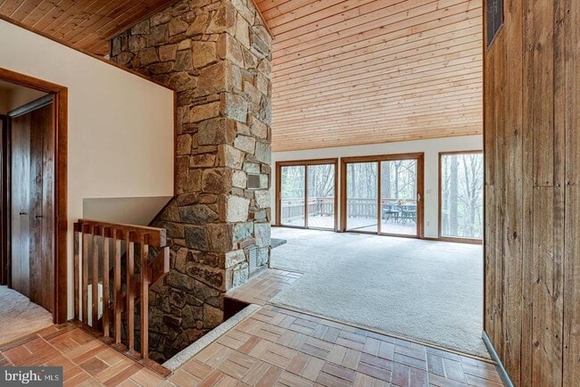 Photo - 1328 Potomac School Rd