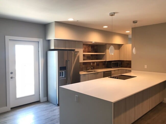Photo - 4645 SE 11th Pl Unit 304