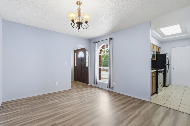Photo - 1610 Dale Douglas Dr
