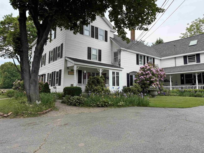 Building Photo - 6 Griffin Ave Unit A