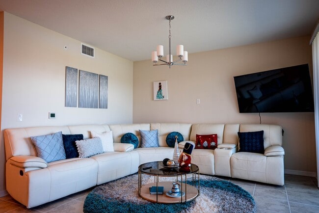 3171 Paradox Cir