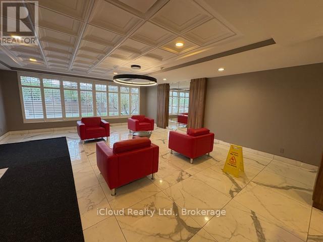 Photo - 155 Hillcrest Ave
