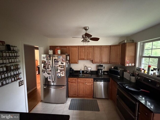 Photo - 2349 N Earley St