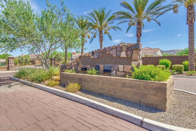 Photo - 7919 S 8th Way