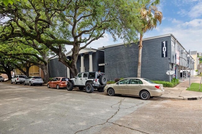 Photo - 101 Avondale St Apartment Unit 5