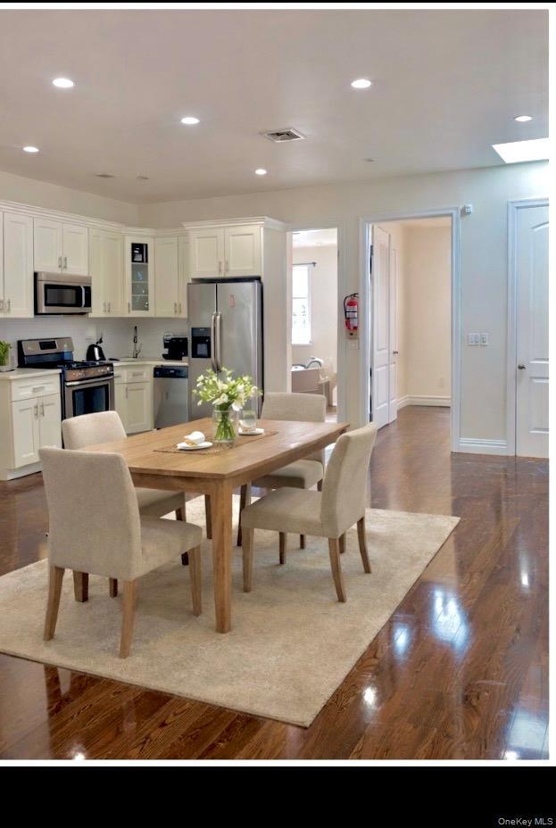 Photo - 402 Van Siclen Ave