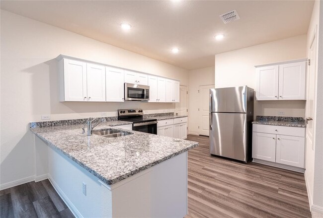 Photo - 144 Mullen Wy