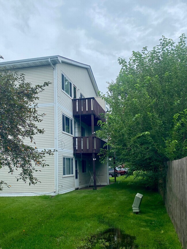 2005 NW Hickory Ln Unit 11