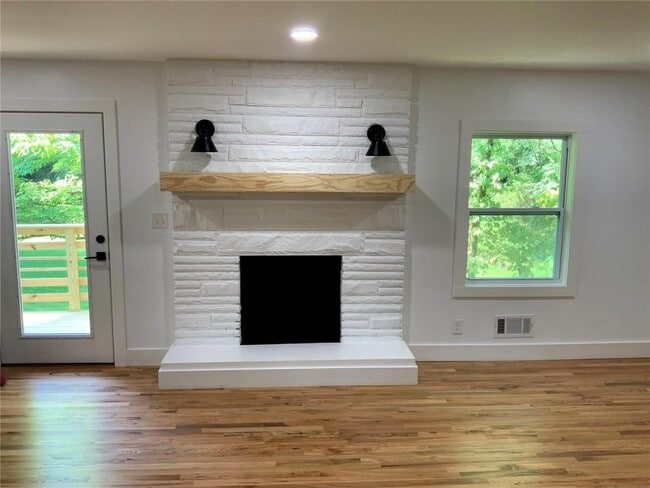 Photo - 2800 Duke of Gloucester St