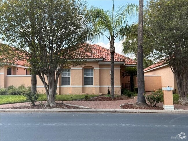 Building Photo - 120 Yucca Ave Rental