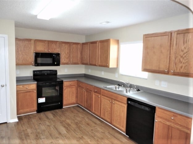 Photo - 3109 Skybrook Ln