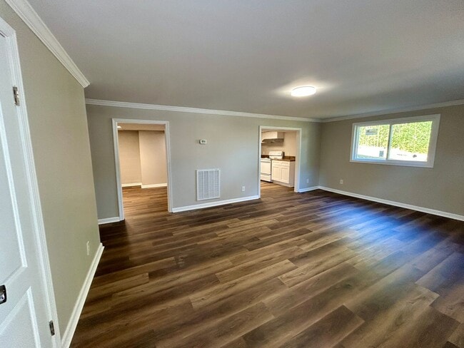 Building Photo - 5th- 308 Unit 2