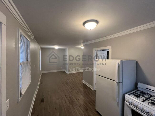 Photo - 300 Gunnison Ave SW Unit A