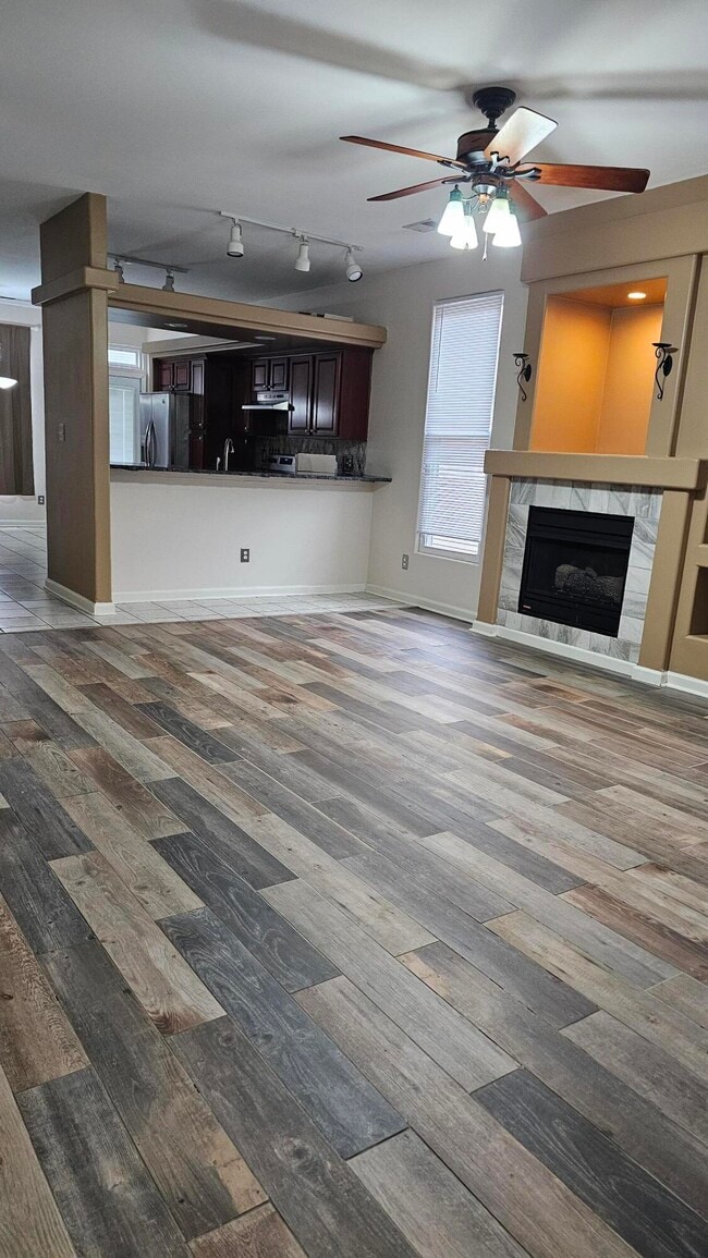 Photo - 2548 Maggie Cove