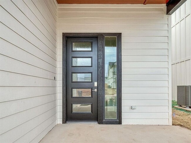 Photo - 2544 NW 130th St