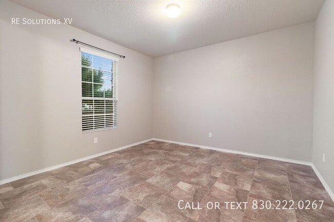 Photo - 730 Trinity Star