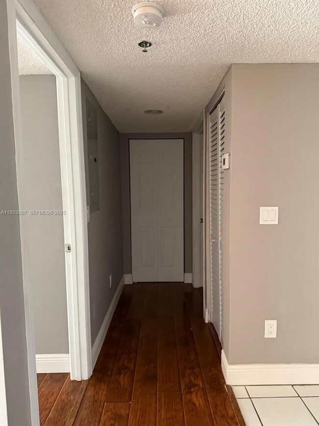 Photo - 959 SE 2nd Ave