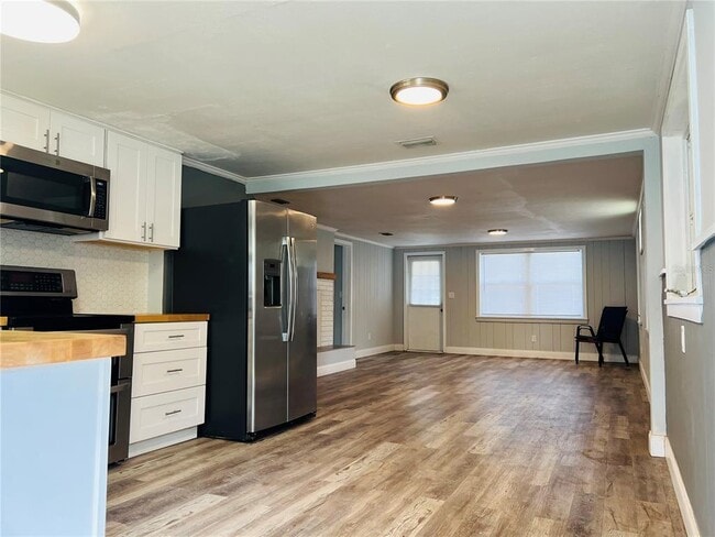 Photo - 501 25th Ave W