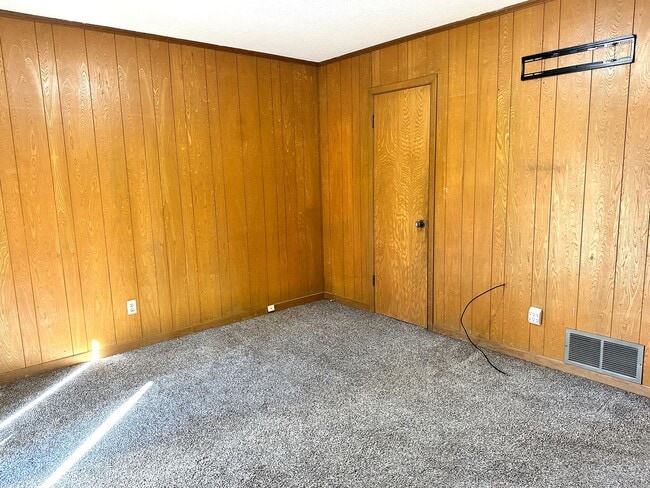 Photo - 706 Manson St