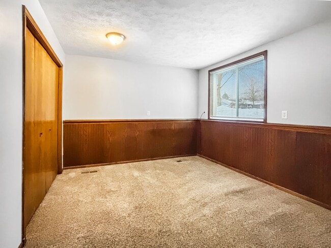 Photo - 4613 Stauffer Ave SE