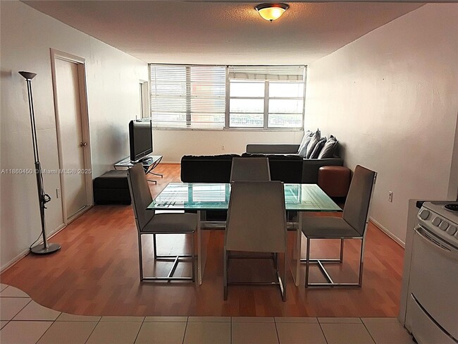 Photo - 1351 NE Miami Gardens Dr Unit 1222E