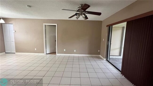 Photo - 9609 NW 4th St Unidad 2B Rental