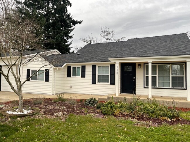 Photo - 255 Southview Pl S Unit 255 South view pl